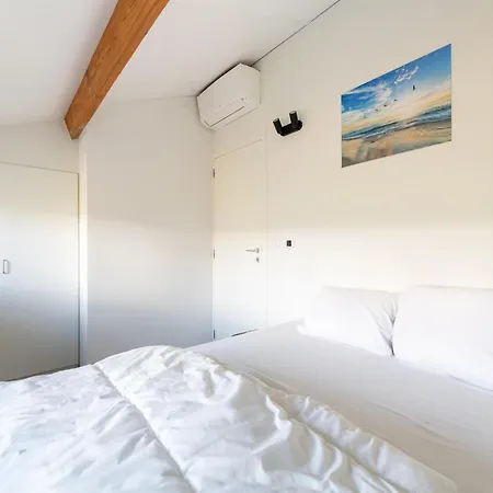 Holiday home Cosy Polder House On Westhinder Domain, Cleaning Included *
