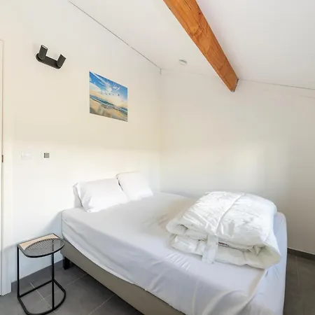 度假居 In With Garden & Parking, Cleaning Included